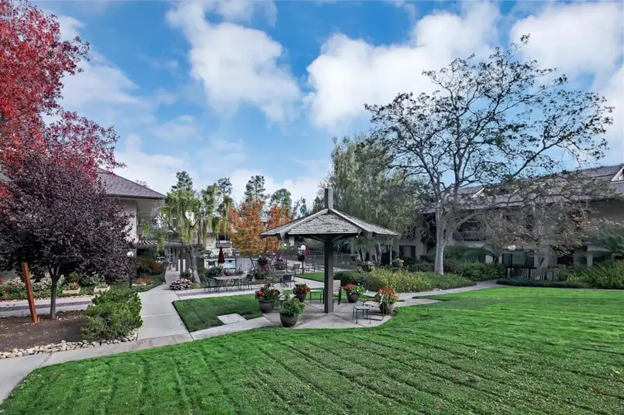 2140 Santa Cruz Avenue #D105, Menlo Park, CA 94025 - #3