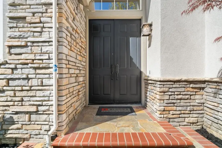 3937 Emerald Isle Lane, San Jose, CA 95135 - #3