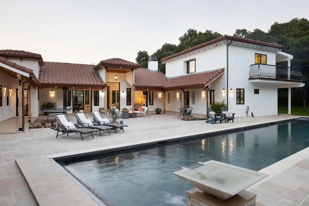 372 Corral De Tierra Road, Salinas, CA 93908 - #1