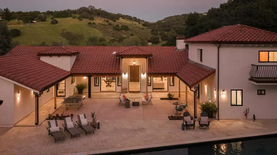 372 Corral De Tierra Road, Salinas, CA 93908 - #2