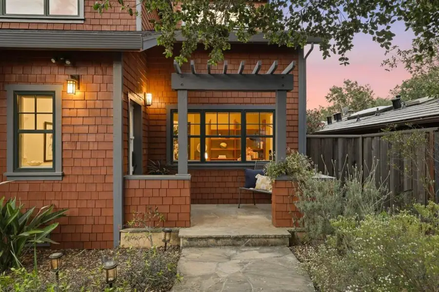 2067 Santa Cruz Avenue, Menlo Park, CA 94025 - #3