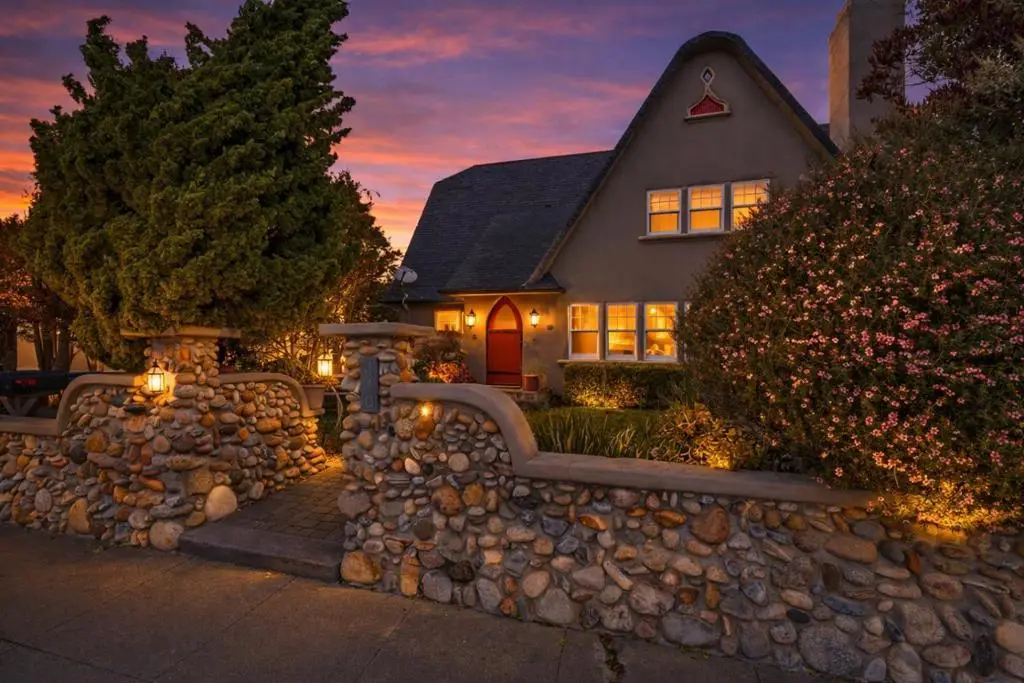 410 Pine Avenue, Pacific Grove, CA 93950 - #1
