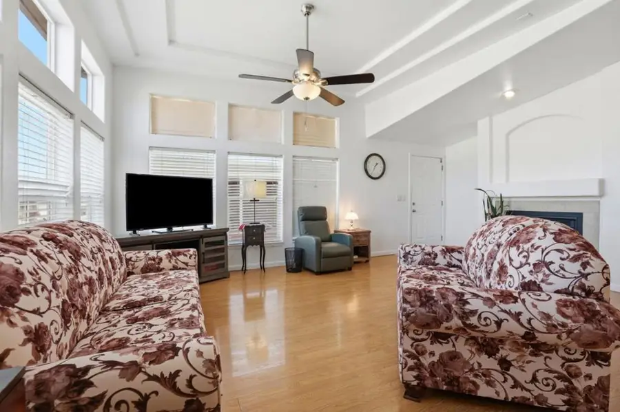 500 W 10th Street, Gilroy, CA 95020 - #3