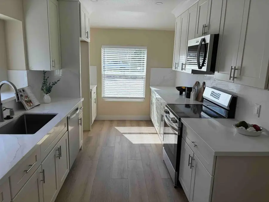 135 E Younger Avenue, San Jose, CA 95112 - #2