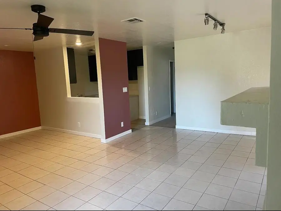 1923 Pawnee Way, Stockton, CA 95209 - #3