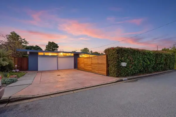 1936 Ticonderoga Drive, San Mateo, CA 94402