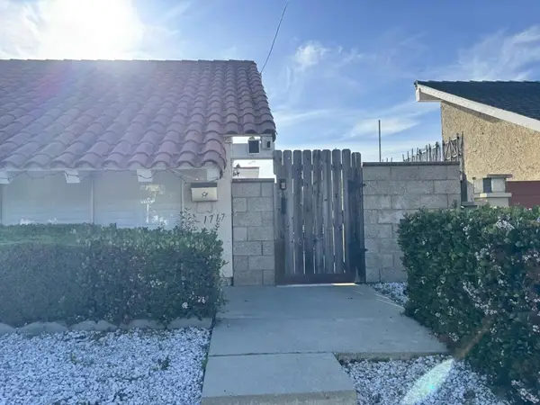 Address Withheld By Seller, Huntington Beach, CA 92648