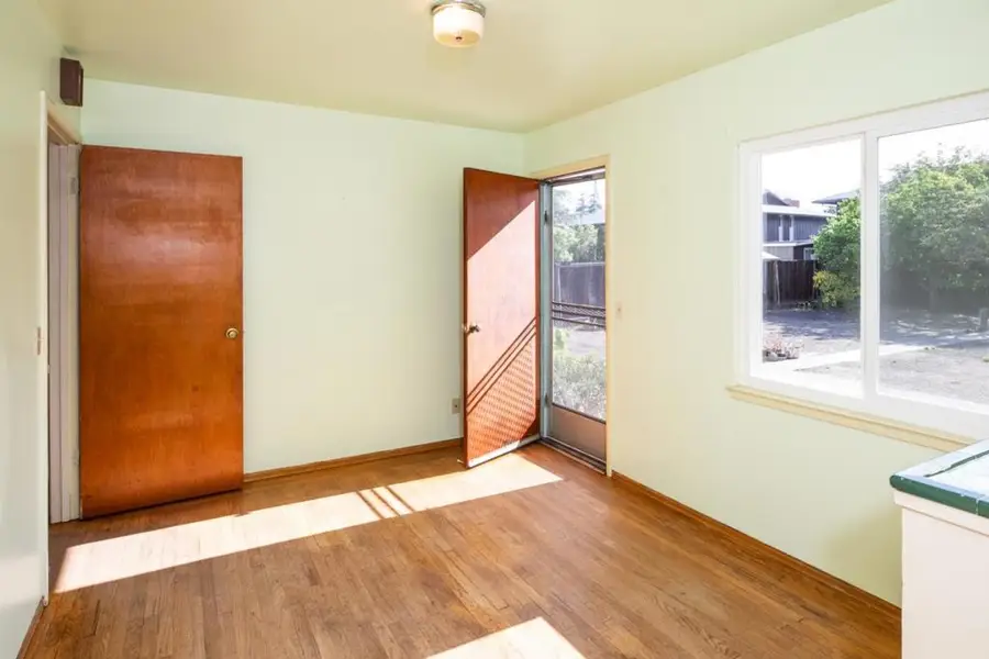 309 Tyrella Avenue, Mountain View, CA 94043 - #2