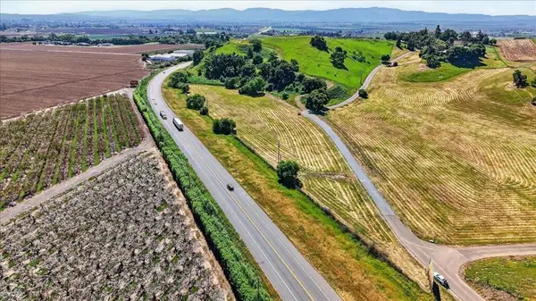 Pacheco Pass Hwy, Hollister, CA 95023