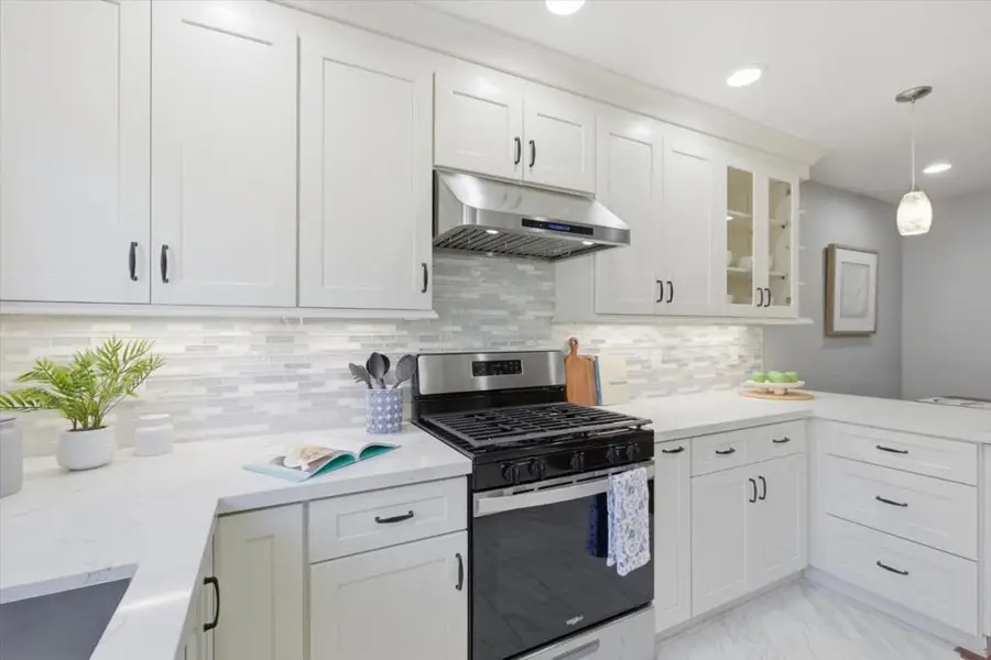 22835 Poplar Grove Square, Cupertino, CA 95014 - #2