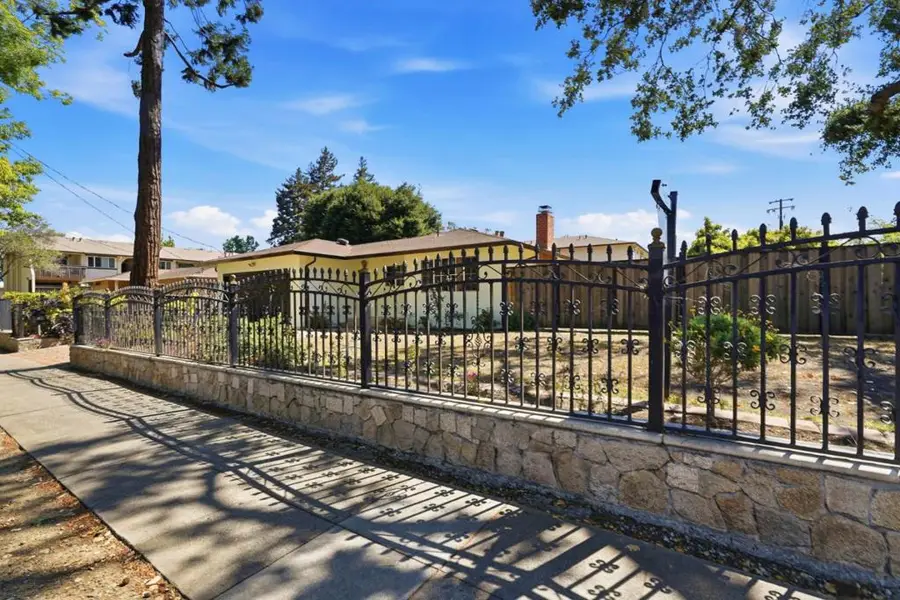491 S Rengstorff Avenue, Mountain View, CA 94040 - #2
