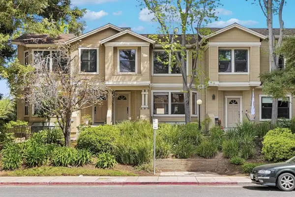 915 La Mesa Terrace #B, Sunnyvale, CA 94086