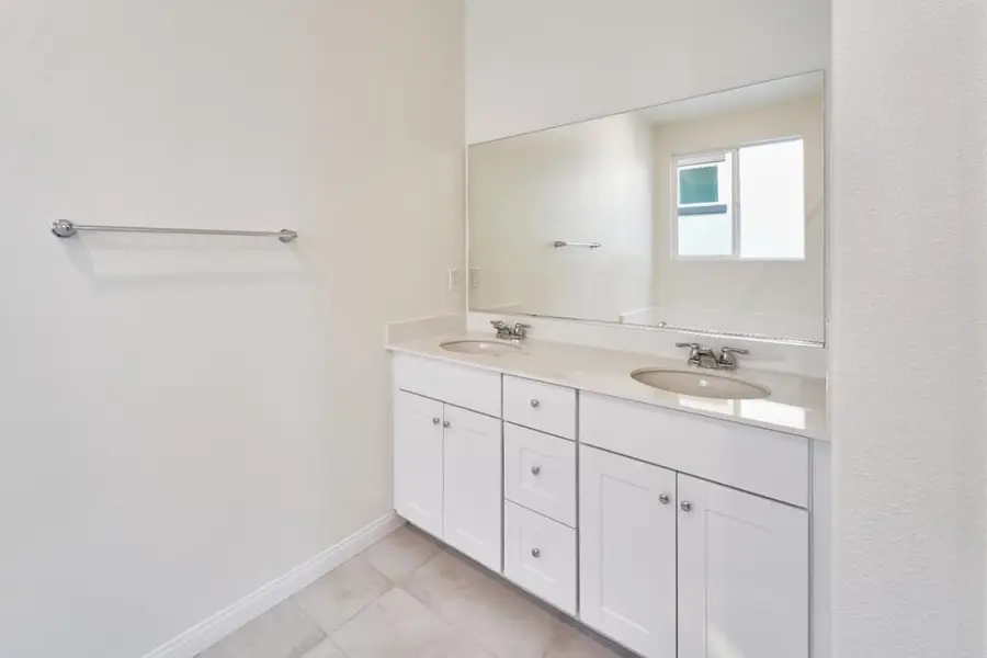 729 Daniel Freeman Circle, Inglewood, CA 90301 - #2