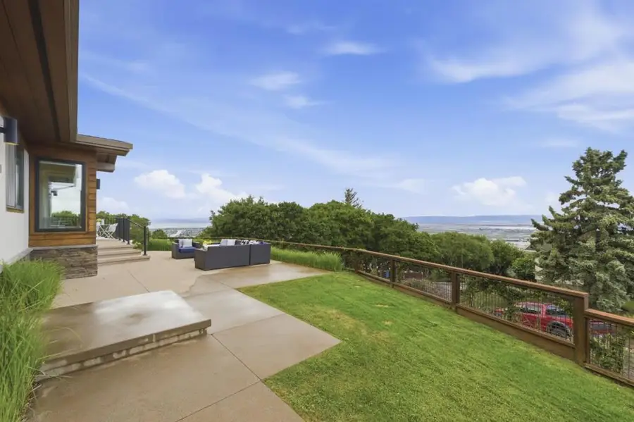 60 Dartmouth Avenue, San Carlos, CA 94070 - #3