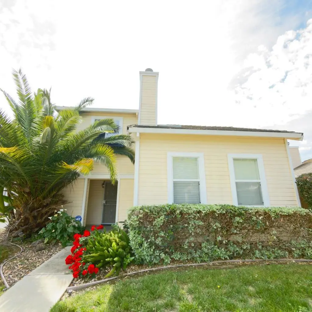 9233 Laguna Pointe Way, Elk Grove, CA 95758 - #1