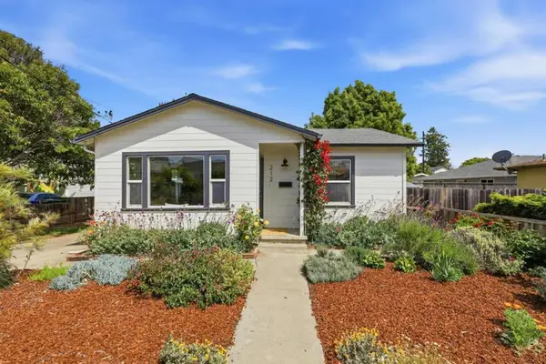 212 Darwin Street, Santa Cruz, CA 95062