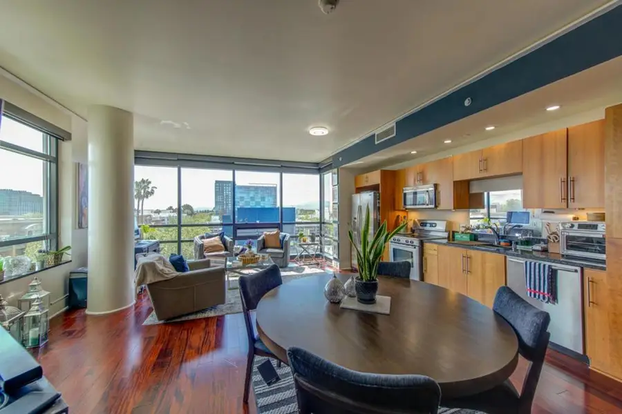 88 E San Fernando Street #704, San Jose, CA 95113 - #3