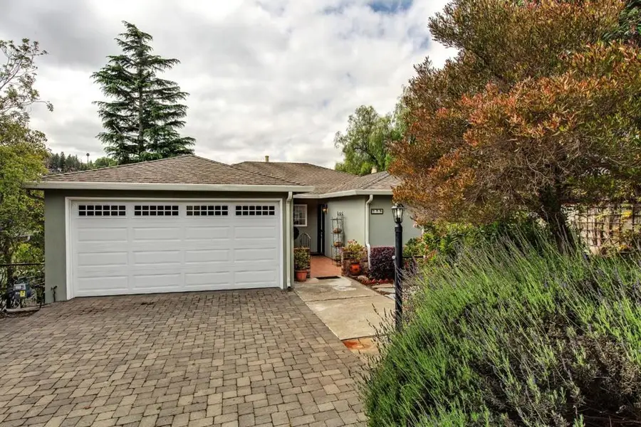 209 Clifton Avenue, San Carlos, CA 94070 - #2