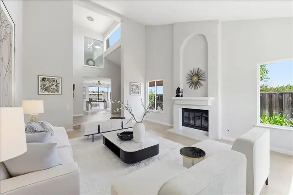 12 Riviera Circle, Redwood City, CA 94065