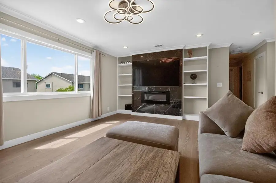 325 San Miguel Court #4, Milpitas, CA 95035 - #2