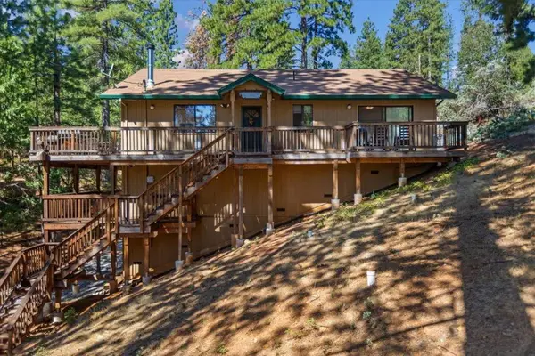 2518 Elizabeth Drive, Arnold, CA 95223