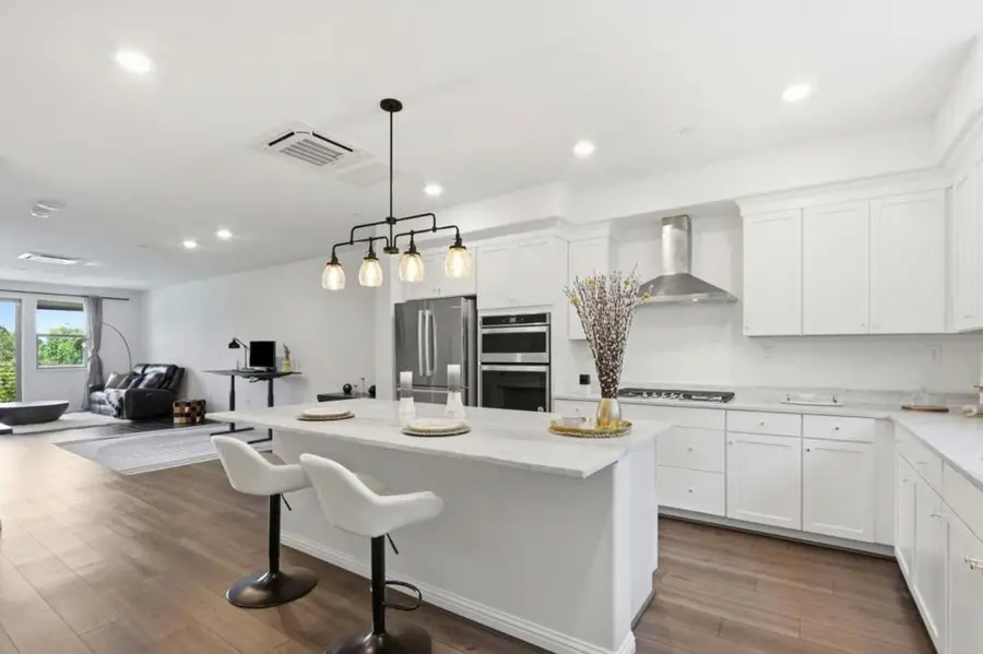 6709 Magnetic Loop, San Jose, CA 95119 - #2