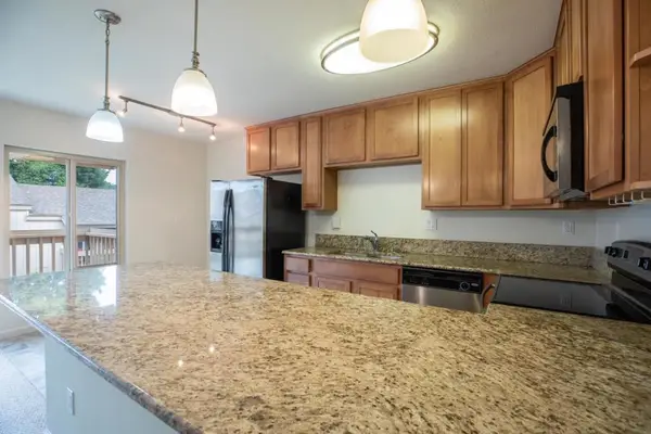 300 Glenwood Circle #258, Monterey, CA 93940