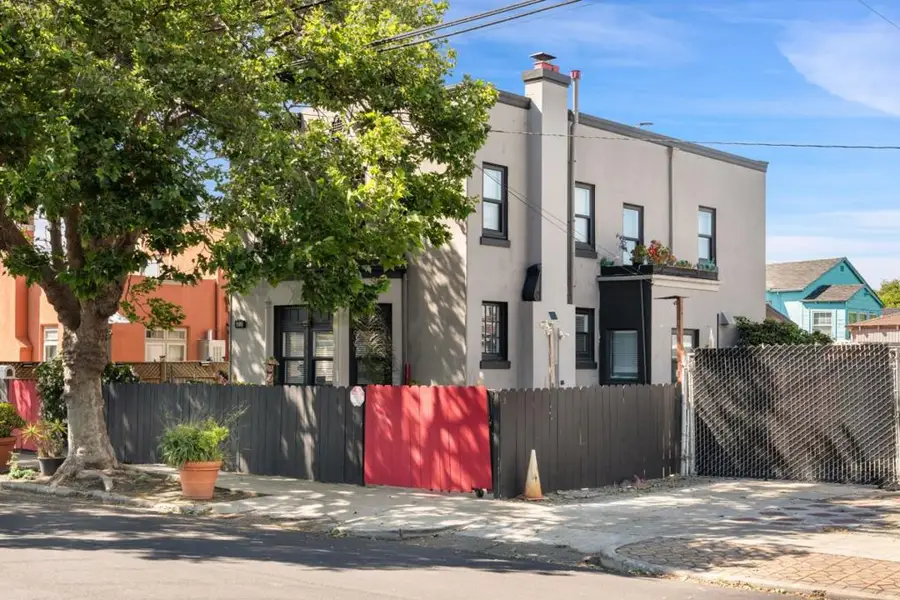 1109 Roosevelt Avenue, Richmond, CA 94801 - #2