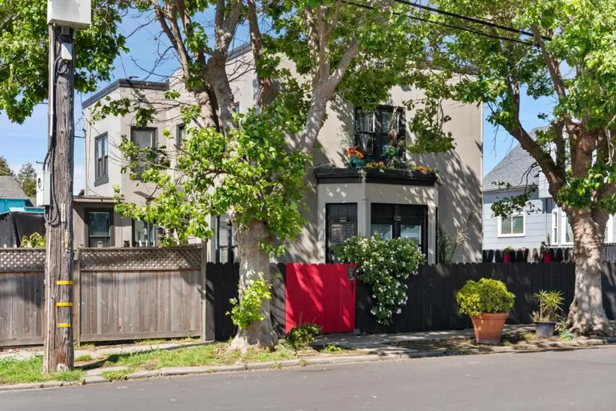 1109 Roosevelt Avenue, Richmond, CA 94801 - #3