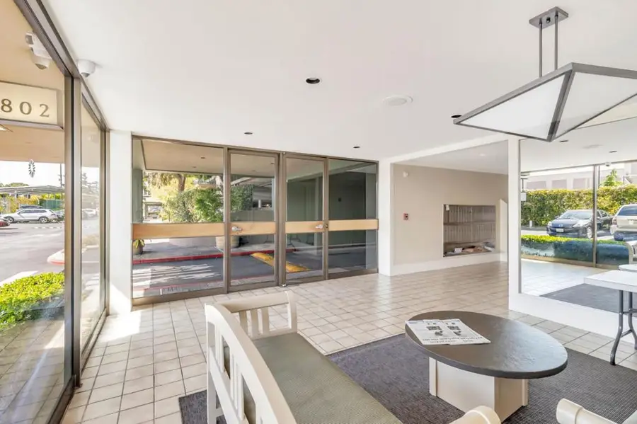 Address Withheld By Seller, San Mateo, CA 94401 - #2