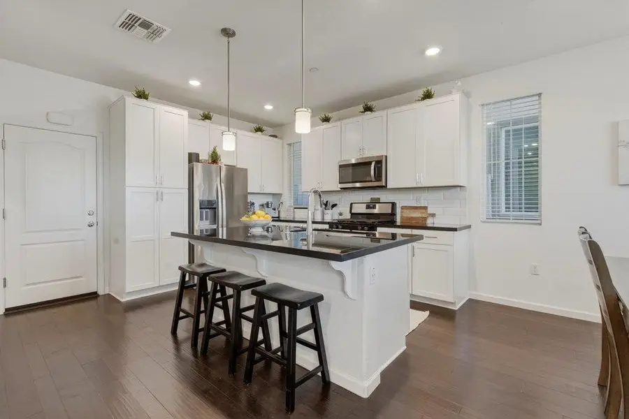 1131 Julia Circle, Hollister, CA 95023 - #3