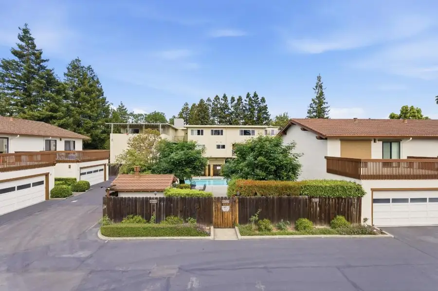 1430 Gordon Street #G, Redwood City, CA 94061 - #2