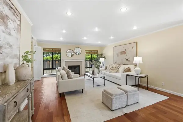 22920 Stonebridge, Cupertino, CA 95014