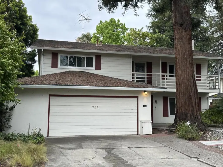 707 Charleston Court, Palo Alto, CA 94303 - #2