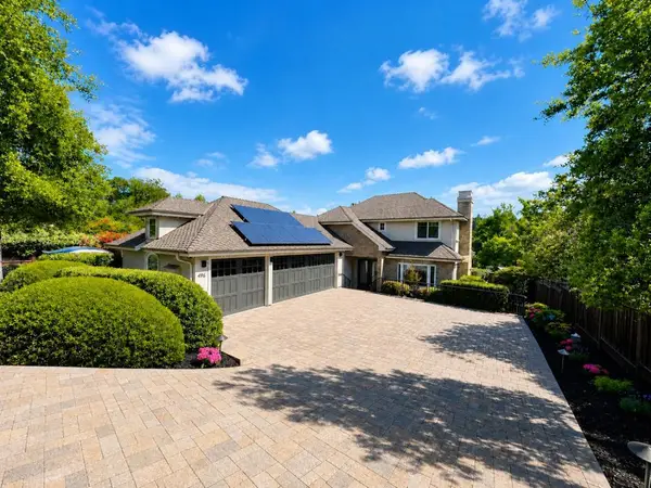 496 Summit Drive, Redwood City, CA 94062