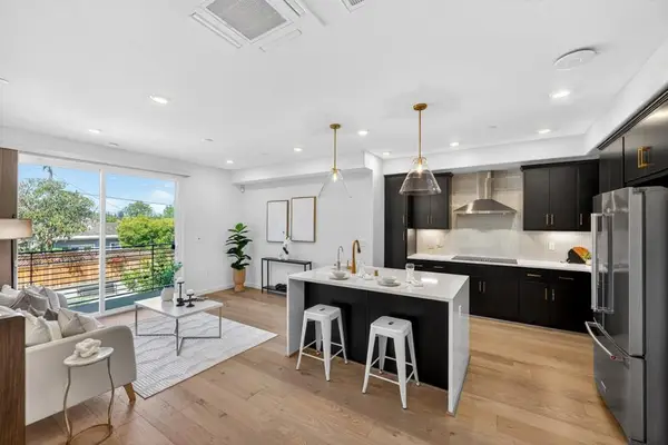 827 Redberry Way, San Jose, CA 95117