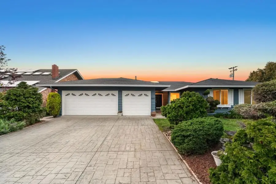 2060 Touraine Lane, Half Moon Bay, CA 94019 - #2