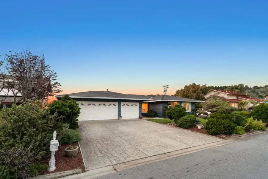 2060 Touraine Lane, Half Moon Bay, CA 94019 - #3