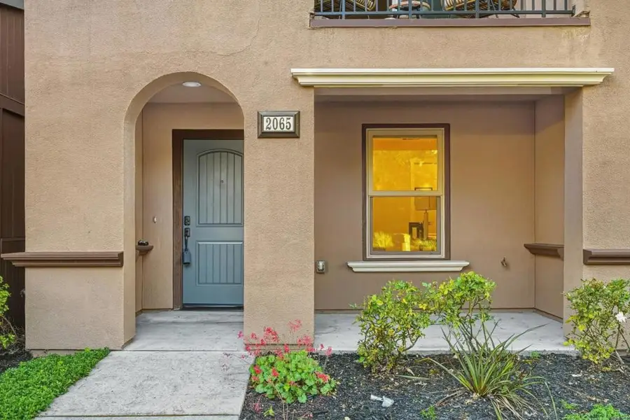 2065 San Luis Avenue, Mountain View, CA 94043 - #3