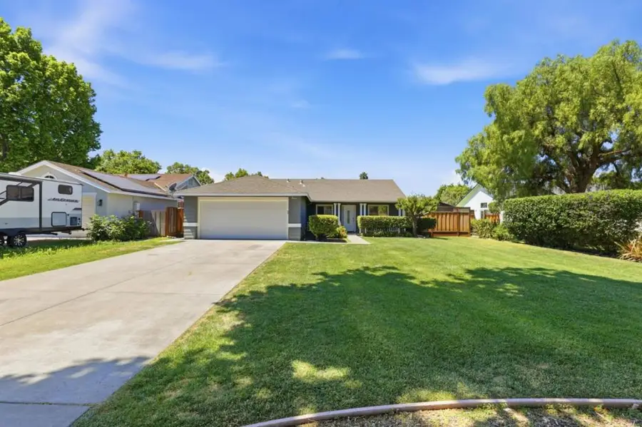 2060 Evelyns Drive, Hollister, CA 95023 - #3