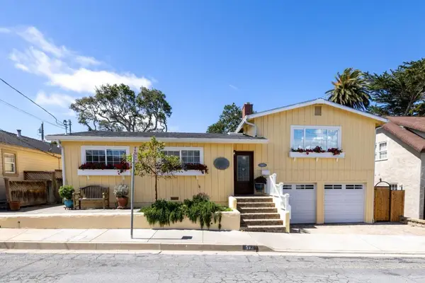 512 12th Street, Pacific Grove, CA 93950