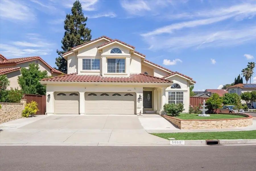 5696 Blackhawk Court, San Jose, CA 95123 - #2