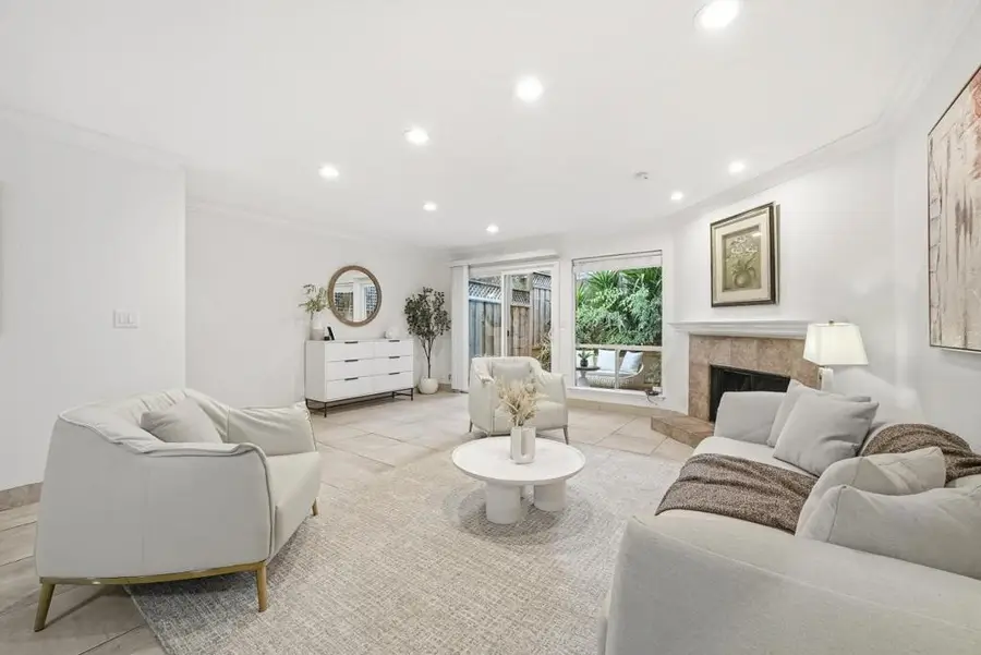 117 Mission Drive, East Palo Alto, CA 94303 - #2