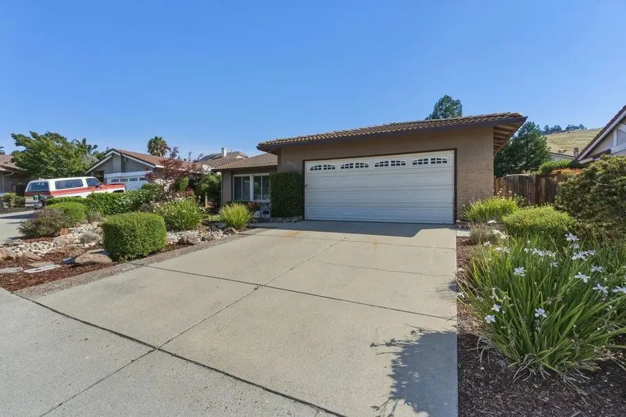 2072 Pleasant Crest Court, San Jose, CA 95148 - #2