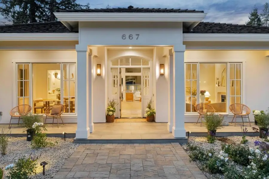 667 Jay Street, Los Altos, CA 94022 - #3