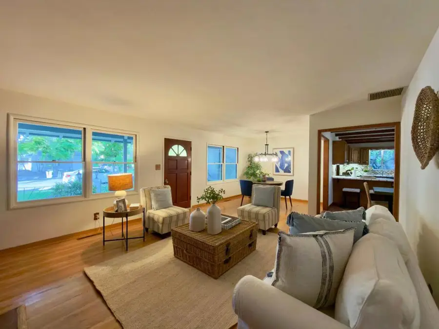 3057 South Court, Palo Alto, CA 94306 - #3