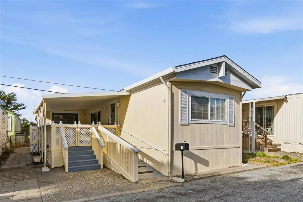 3128 Crescent Avenue #4, Marina, CA 93933 - #1