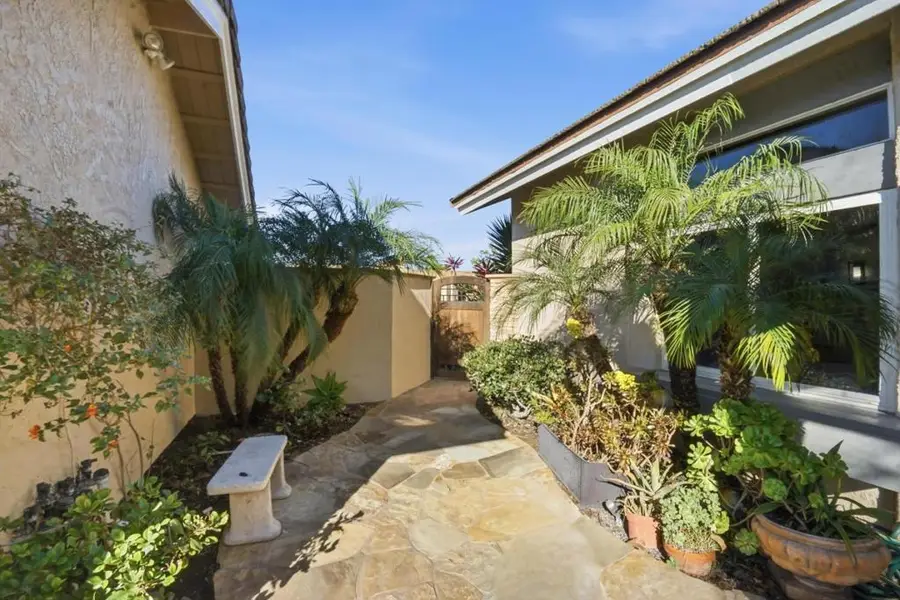 18874 Mount Cimarron Street, Fountain Valley, CA 92708 - #2