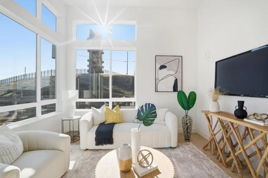 3034 Empoli Street #9, San Jose, CA 95136 - #3