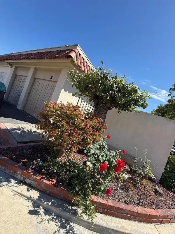 2 Mayapple Way, Irvine, CA 92612
